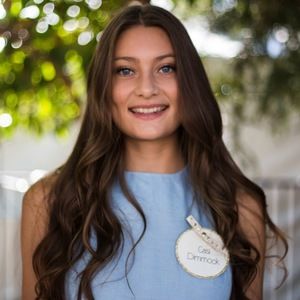 Meet your Posher, Casiana